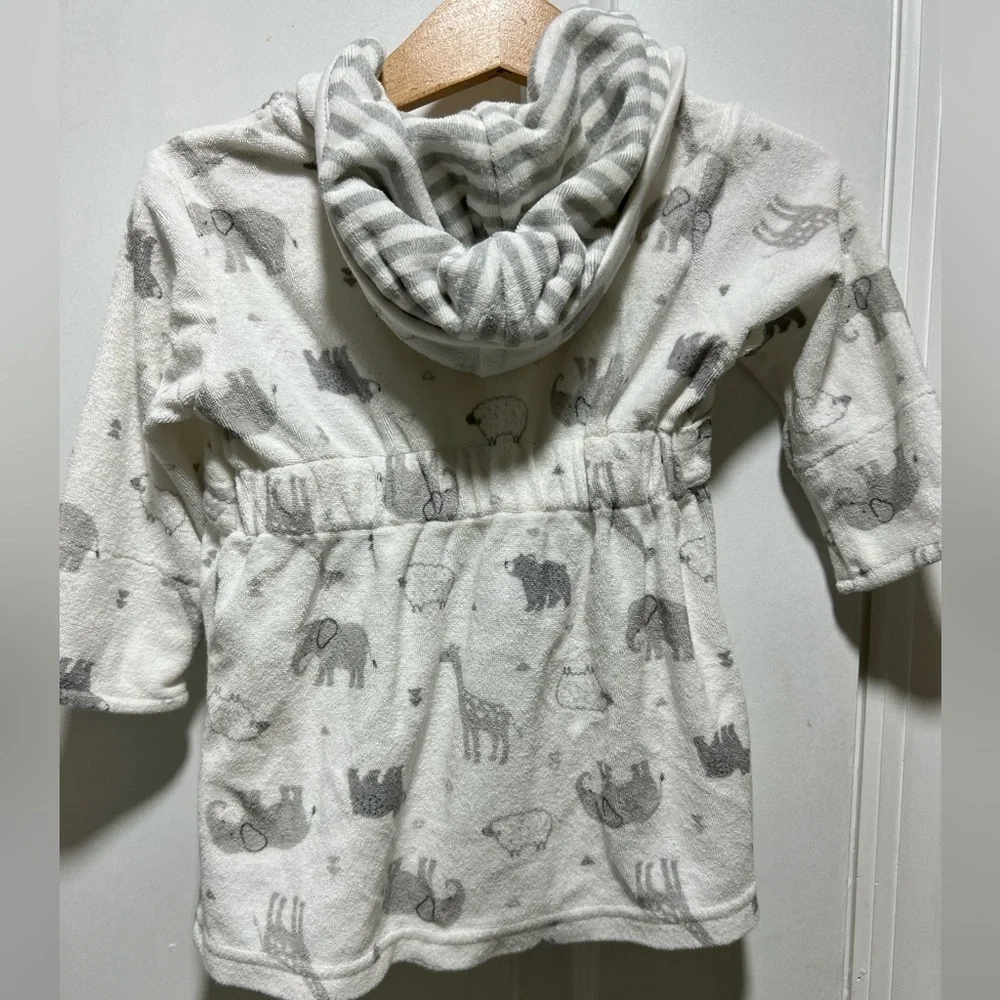 Cárter’s Cotton bathrobe Size 0-9 M